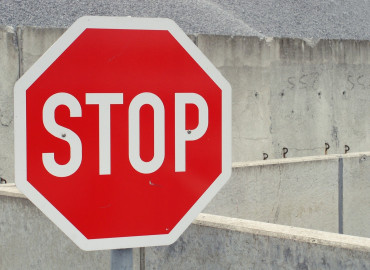 отказ в реструктуризации кредита: что делать должнику - фото - 1